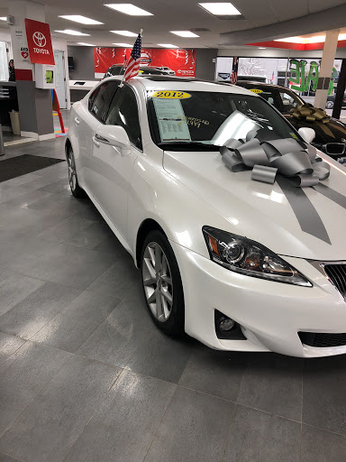 Toyota Dealer «Island Toyota», reviews and photos, 1591 Hylan Blvd, Staten Island, NY 10305, USA
