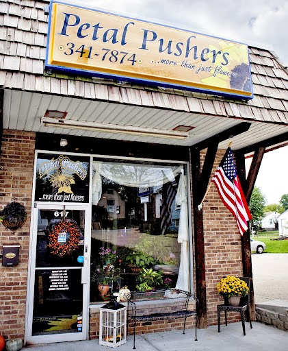 Petal Pushers, 617 Buttermilk Pike, Crescent Springs, KY 41017, USA, 