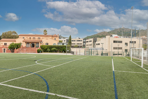 Colegio Privado Highlands School Barcelona en Esplugues de Llobregat
