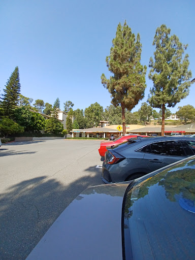 Donut Shop «Sierra Donuts», reviews and photos, 430 Anaheim Hills Rd C, Anaheim, CA 92807, USA