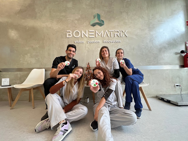 BONEMATRIX - Centro de Cirurgia Veterinária Avançada - Oporto