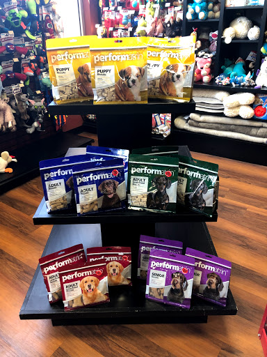 Pet Store «Pet Valu», reviews and photos, 2290 Central Park Ave, Yonkers, NY 10701, USA