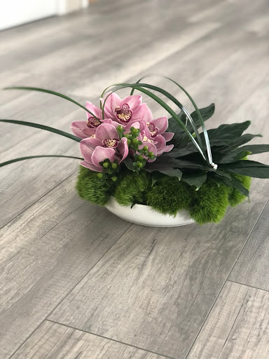 Florist «Valley Florist», reviews and photos, 301 Merrimack St, Methuen, MA 01844, USA