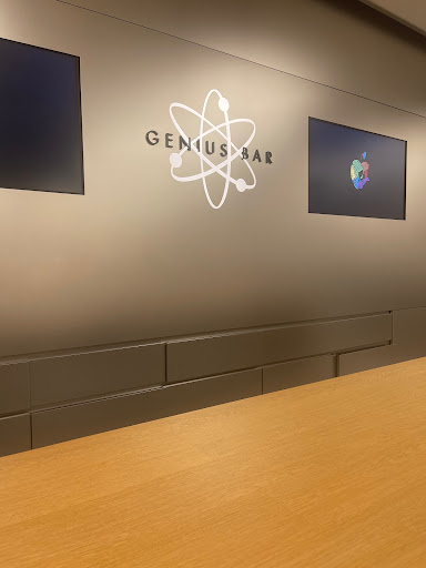 Computer Store «Apple Fashion Fair», reviews and photos, 645 E Shaw Ave, Fresno, CA 93710, USA