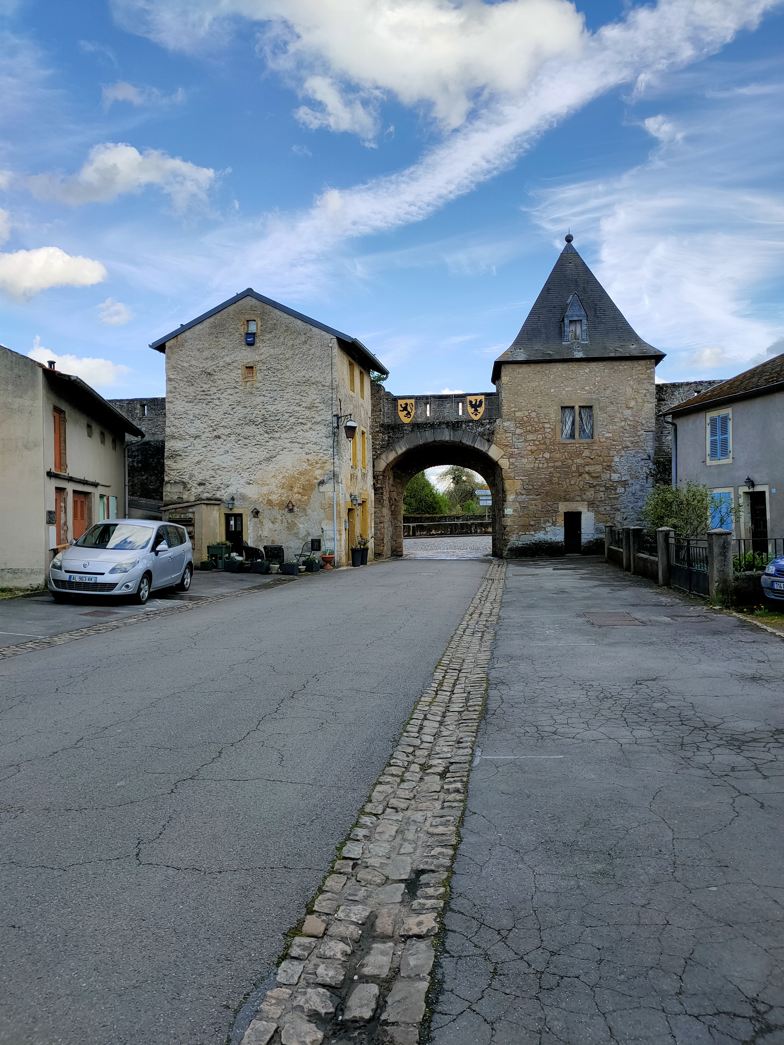 Photo n° 16 de l'avis de Tchov. fait le 28/04/2023 à 22:31