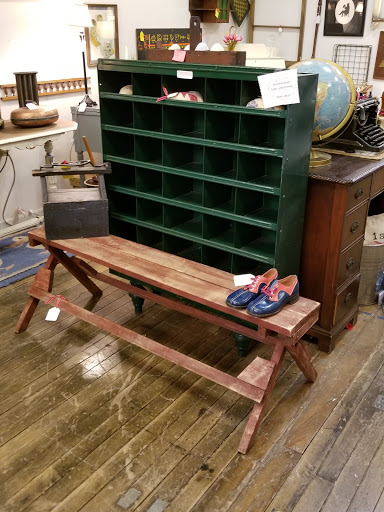 Antique Store «A Corner Cottage», reviews and photos, 895 Conner St, Noblesville, IN 46060, USA