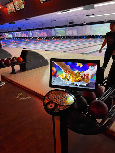 Bowling Alley «Bowlero Milpitas», reviews and photos, 1287 S Park Victoria Dr, Milpitas, CA 95035, USA