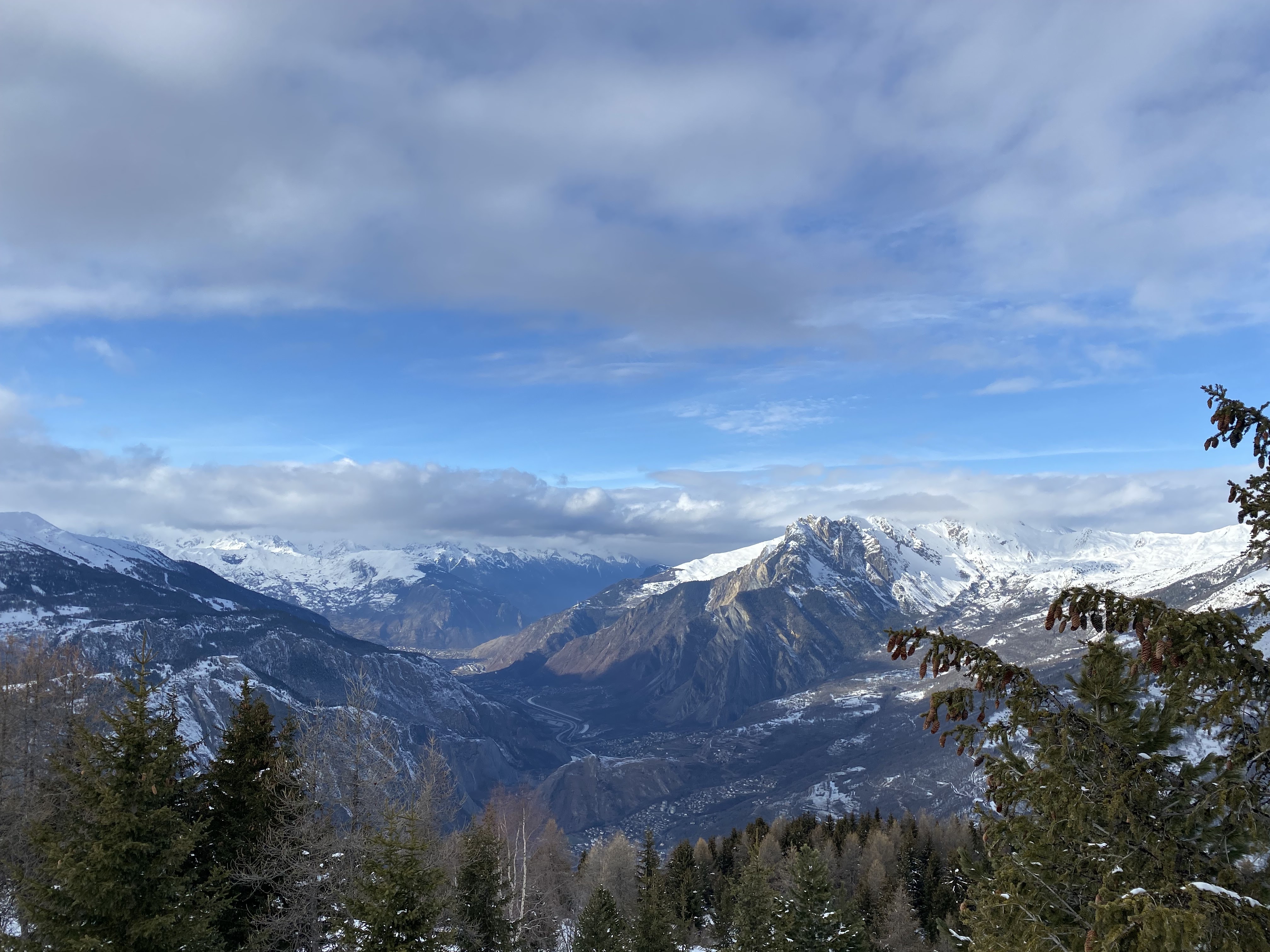 Photo n° 1 de l'avis de Foldz.a fait le 20/01/2024 à 09:24
