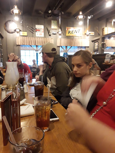 American Restaurant «Cracker Barrel Old Country Store», reviews and photos, 941 GA-140, Adairsville, GA 30103, USA