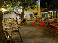Atmosphère du Restaurant Chez Gubbi à Sainte-Marie-la-Mer - n°18