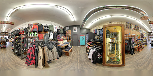 Snowboard Shop «The Vault - Snowboards & Skateboards», reviews and photos, 227 G St, Davis, CA 95616, USA