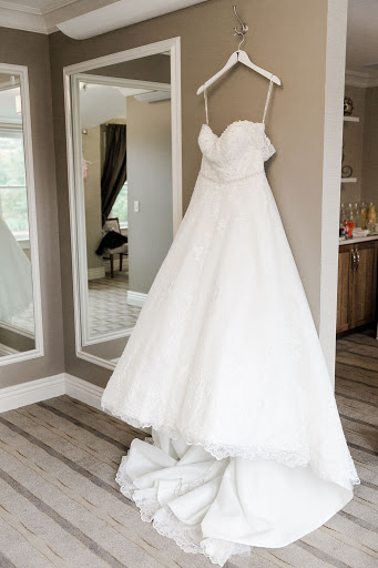 Bridal Shop «Modern Bride & Formal Shop», reviews and photos, 200 NH-101 #1, Bedford, NH 03110, USA