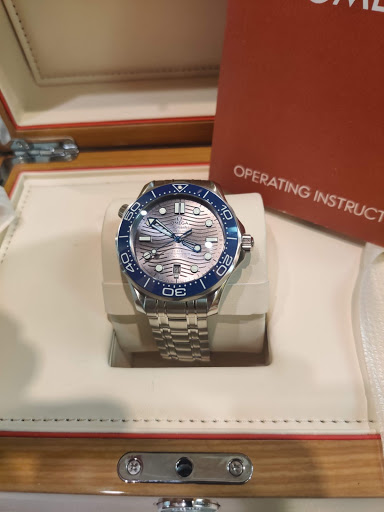 Watch Store «OMEGA Boutique - Houston Galleria», reviews and photos, 5015 Westheimer Rd, Houston, TX 77056, USA