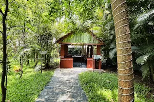 Ela Maheshwari Resort & Farm House image