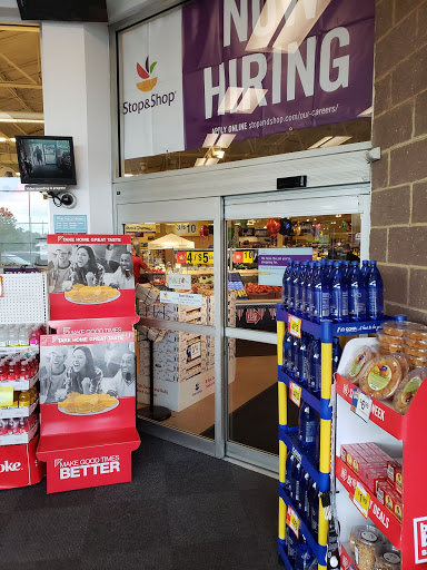 Grocery Store «Stop & Shop», reviews and photos, 625 Paterson Ave, Carlstadt, NJ 07072, USA