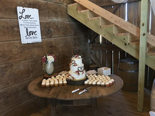 Wedding Venue «Maplewood Farm», reviews and photos, 3159 Rider Rd, Lucas, OH 44843, USA