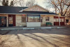 The Simmer Motel image