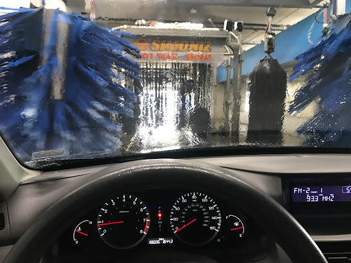 Car Wash «Big Splash Car Wash», reviews and photos, 8100 Metcalf Ave, Overland Park, KS 66204, USA