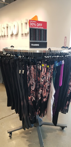Clothing Store «Nike Factory Store», reviews and photos, 2210 Tanger Blvd #225, Gonzales, LA 70737, USA