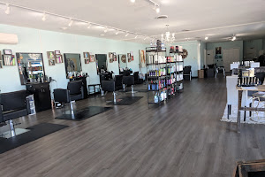 Salon NINE