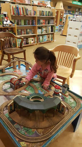 Book Store «Barnes & Noble», reviews and photos, 7685 W Bell Rd, Peoria, AZ 85382, USA