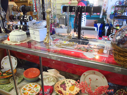 Thrift Store «Exeter Community Thrift Shop», reviews and photos, 96 Epping Rd, Exeter, NH 03833, USA