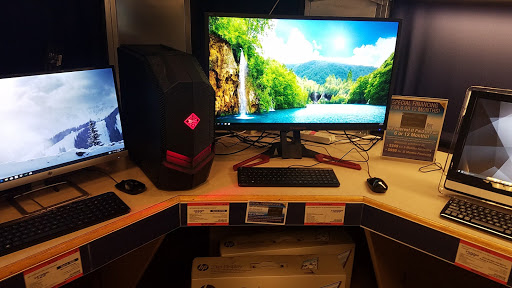 Electronics Store «Micro Center», reviews and photos, 550 Lancaster Ave, St Davids, PA 19087, USA