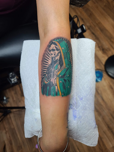 Explore england tattoo ideas, creative tattoo ideas in Houston, available at MS Studios Houstons Ink Therapy