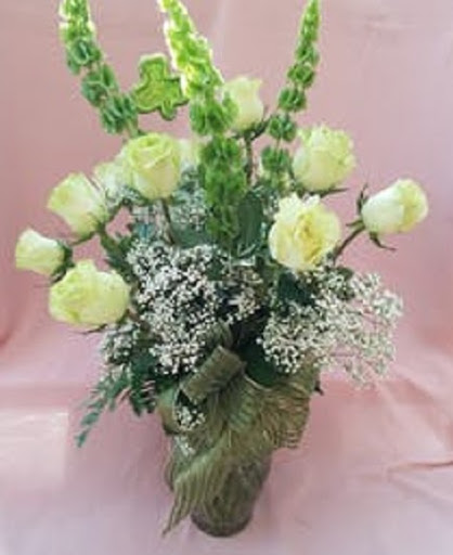 Florist «River Dell Flowers & Gifts», reviews and photos, 241 Kinderkamack Rd, Oradell, NJ 07649, USA