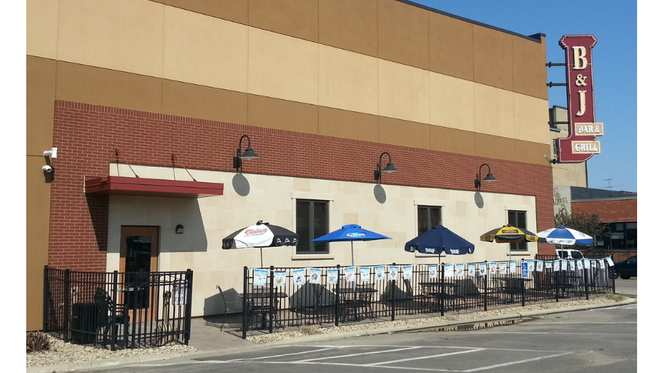 B & J Bar and Grill 55912