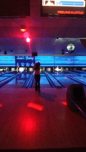 Bowling Alley «Boulevard Lanes», reviews and photos, 818 Emerson Ave, Dover, OH 44622, USA