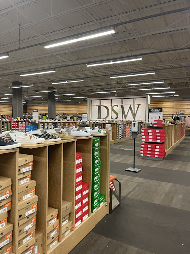 Shoe Store «DSW Designer Shoe Warehouse», reviews and photos, 2915 Harrison Ave NW, Olympia, WA 98502, USA