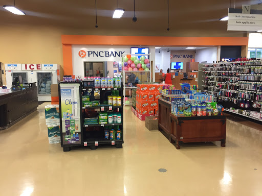 Supermarket «Giant Eagle Supermarket», reviews and photos, 420 E Waterfront Dr, Homestead, PA 15120, USA