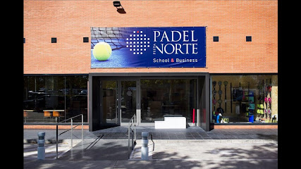 PáDEL PISTA NORTE - IPARRALDEKO PADEL JOLASLEKUA