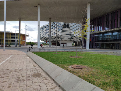 Parking Expo 2008 Zaragoza Av. de José Atarés, 50018 Zaragoza, España