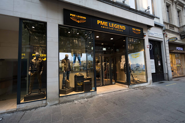 PME Legend Antwerpen - herenkleding