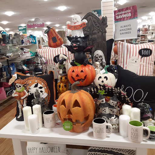 Department Store «HomeGoods», reviews and photos, 450 Paradise Rd, Swampscott, MA 01907, USA