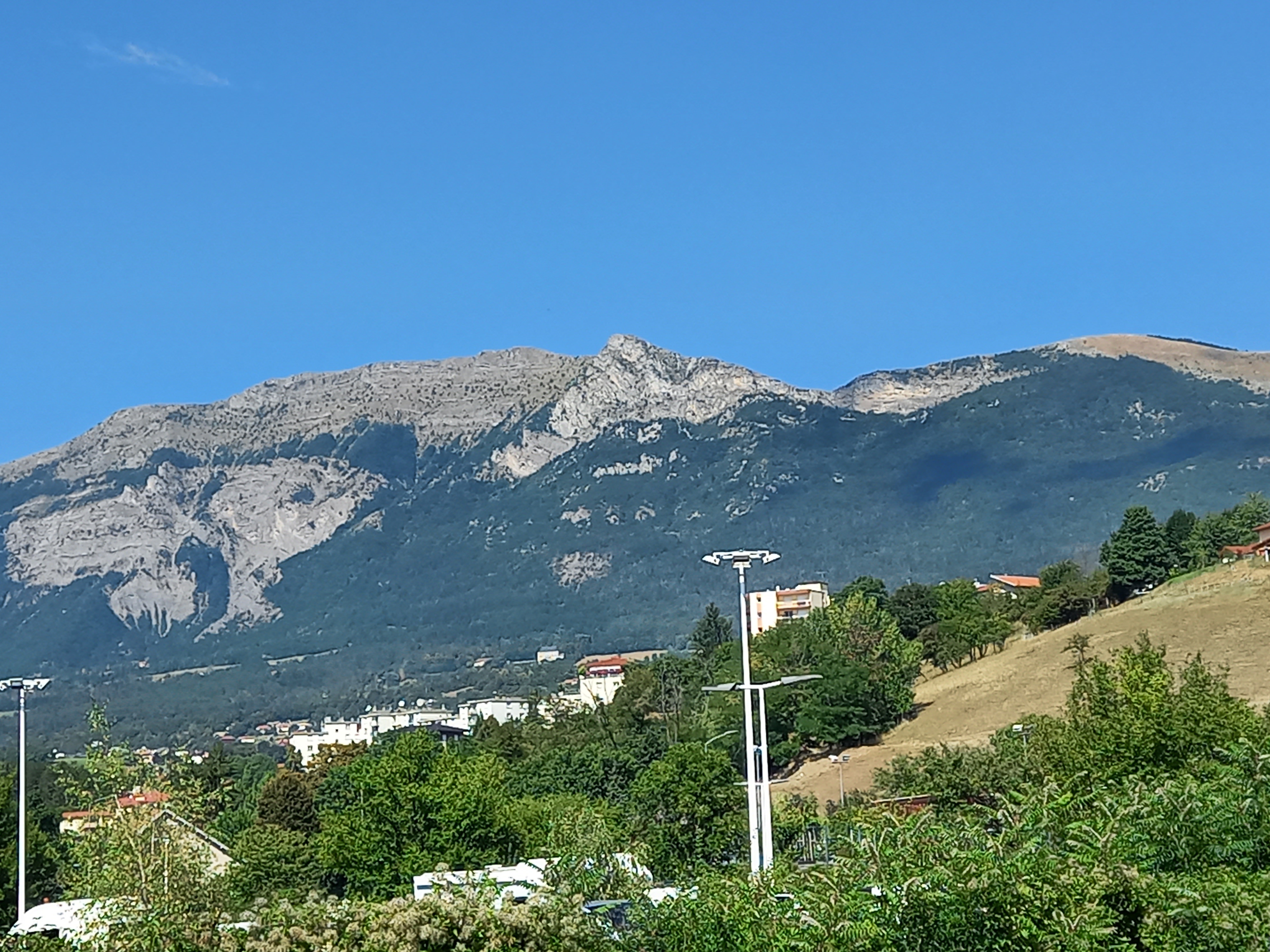 Photo n° 1 de l'avis de Raphael.l fait le 07/07/2022 à 03:26