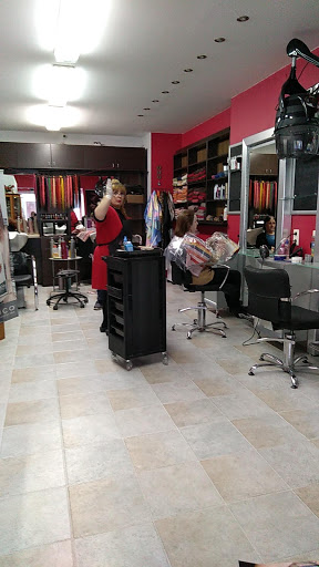 FRISEUR-ROSE In Berndorf