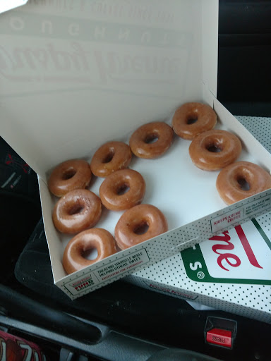 Bakery «Krispy Kreme Doughnuts», reviews and photos, 2251 Claribel Rd, Riverbank, CA 95367, USA