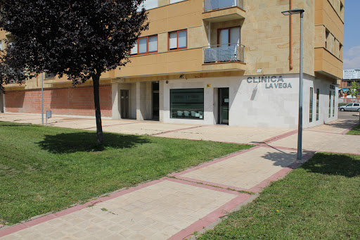 CLINICA LA VEGA en Arroyo de la Encomienda, Valladolid