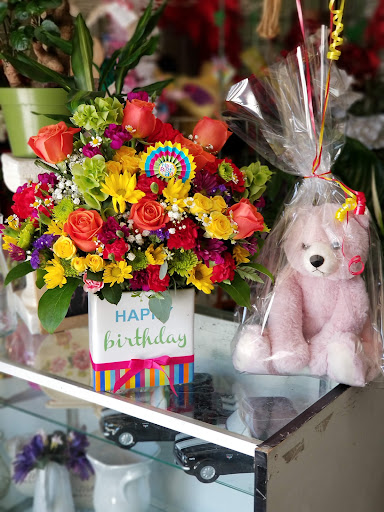 Florist «AAA Florist», reviews and photos, 1277 W 6th St, Corona, CA 92882, USA