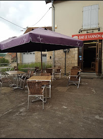 Atmosphère du Le vannon Bar restaurant rapide à Fouvent-Saint-Andoche - n°4