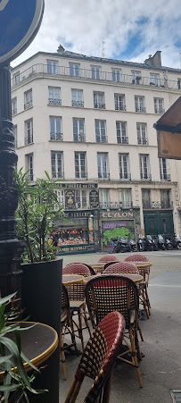 Atmosphère du Restaurant Le Royal Julyann à Paris - n°8