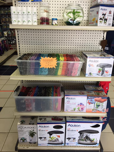 Pet Store «Critter Hut Aquarium & Pets», reviews and photos, 6637 Post Rd, North Kingstown, RI 02852, USA