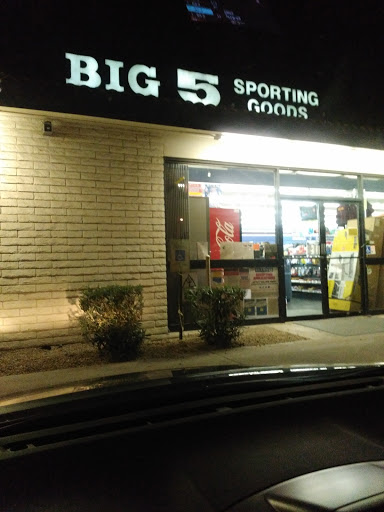 Sporting Goods Store «Big 5 Sporting Goods», reviews and photos, 921 E Southern Ave, Tempe, AZ 85282, USA