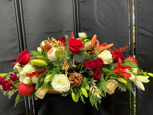 Florist «BloomTown Florist», reviews and photos, 218 W Bay Dr, Largo, FL 33770, USA