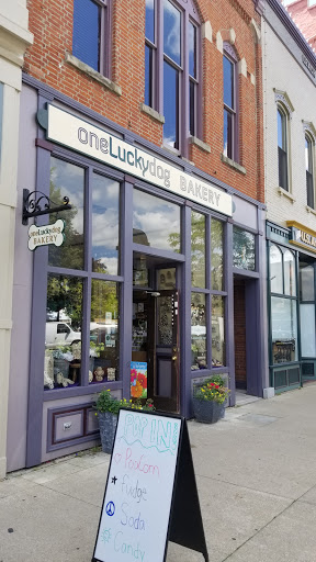 Pet Supply Store «One Lucky Dog Bakery», reviews and photos, 45 Public Square, Medina, OH 44256, USA