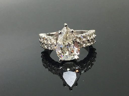 Wholesale Jeweler «Ark Jewelers», reviews and photos, 2002 Warrensville Center Rd, Cleveland, OH 44121, USA