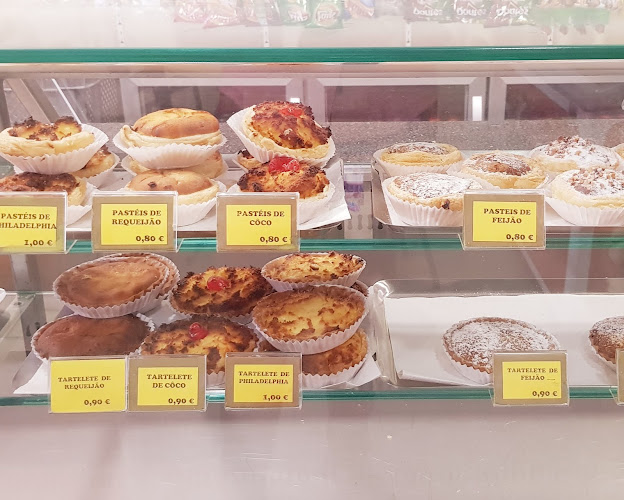 Pastelaria Pimenta Q. B. - Vila Baleira (o Porto Santo)